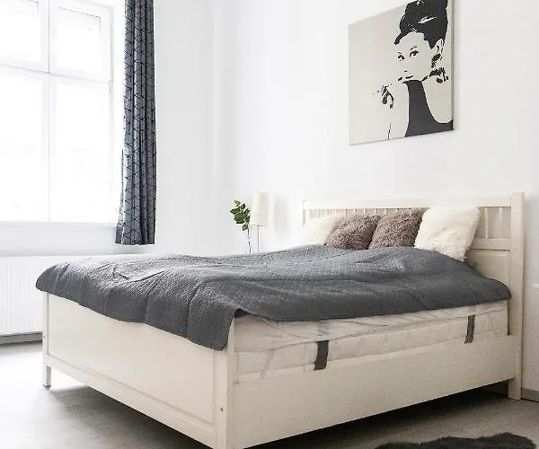 Dora Near Buda Castle With Parking! Appartement *