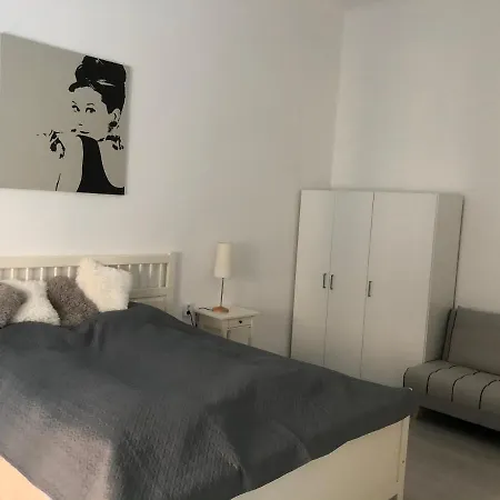 Dora Near Buda Castle With Parking! Διαμέρισμα *