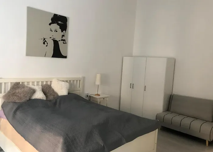 Dora Near Buda Castle With Parking! 公寓 *
